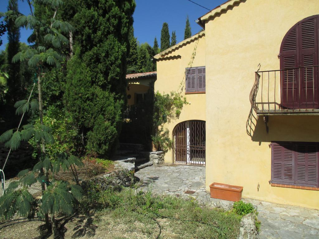 Le Clos Des Canebiers Bed and Breakfast Grasse Esterno foto