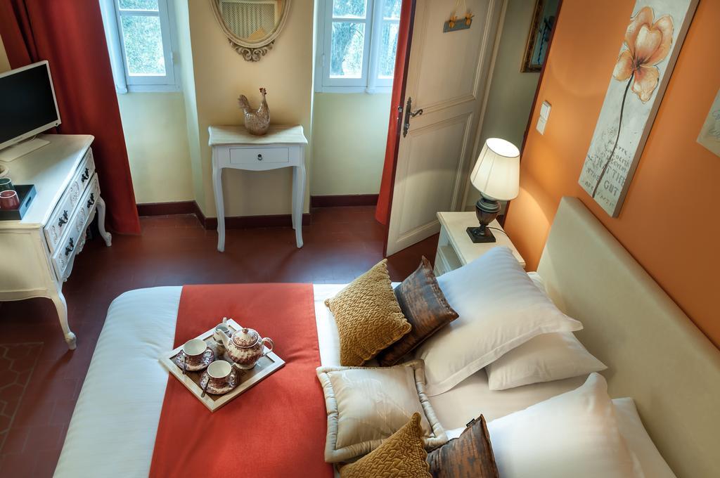 Le Clos Des Canebiers Bed and Breakfast Grasse Camera foto