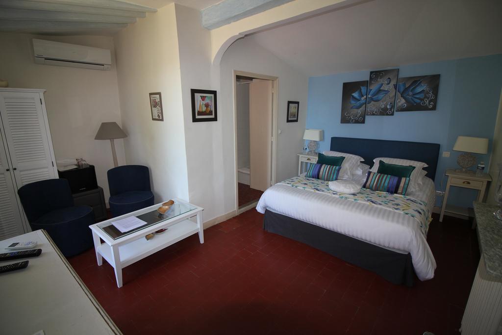 Le Clos Des Canebiers Bed and Breakfast Grasse Esterno foto